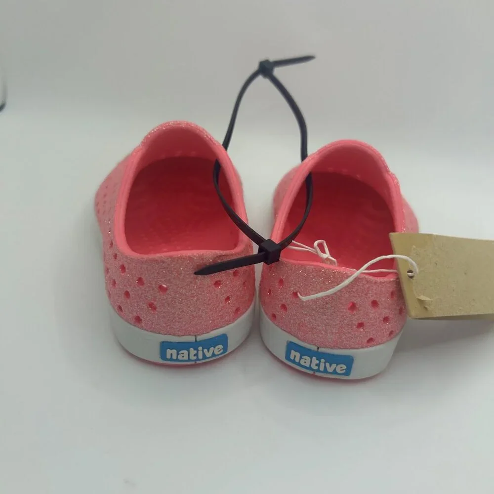 NWT Native Shoes Jefferson Bling Girl's Water Shoes pink sparkle white shell c5